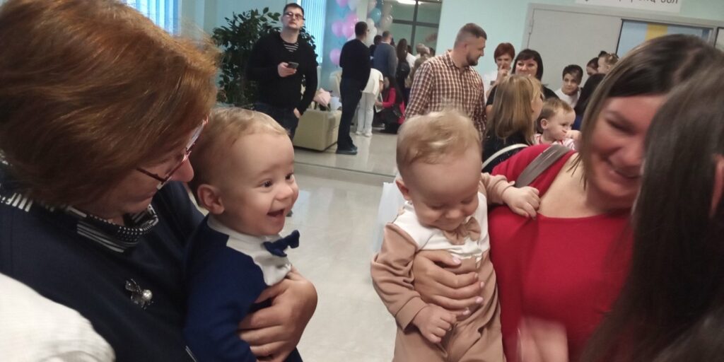 В Брянском перинатальном центре отметили всемирный День недоношенных детей