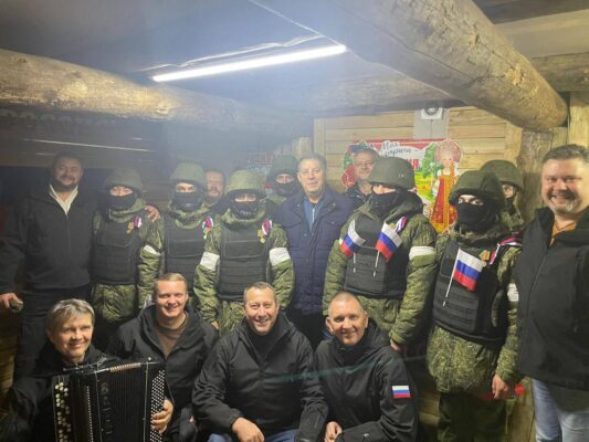 Губернатор Брянской области поздравил защитников Родины с Днем народного единства