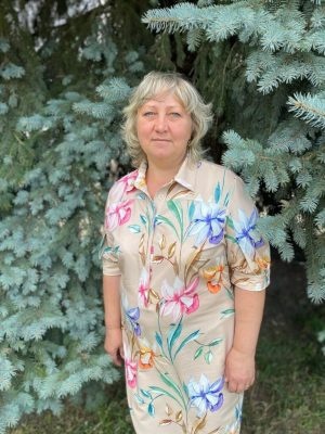 Заведующая отделом организационно — методической и досуговой деятельности Карачевского РДК Е.Н.Скробова: «Защита своего Отечества – удел настоящих мужчин»