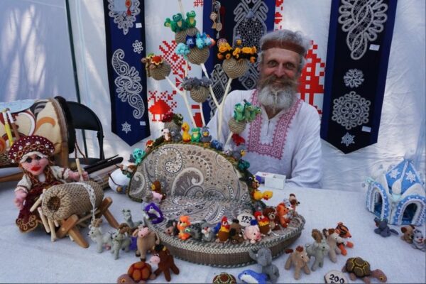 Народные умельцы Брянщины  проведут мастер-классы на выставке-форуме «Россия»