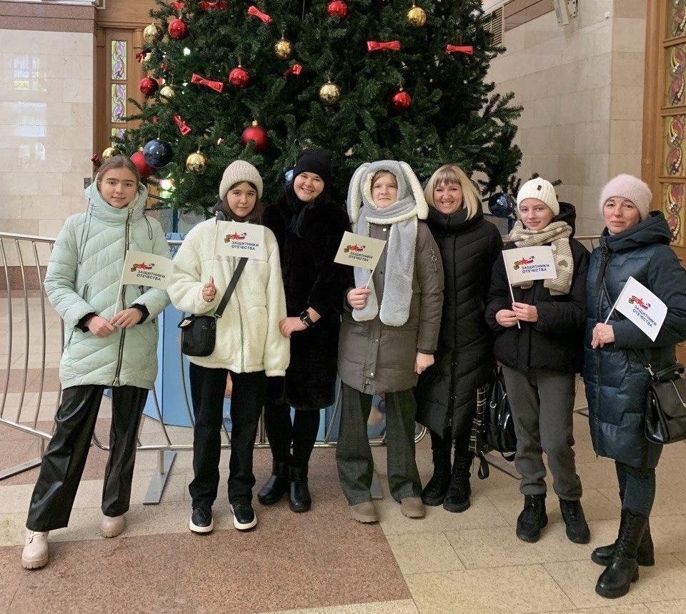 Фонд «Защитники Отечества» организовал для детей погибших брянских бойцов поездку в «Артек»