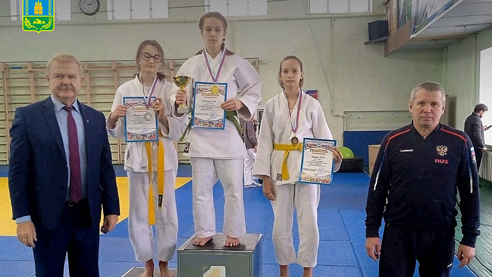 Брянские дзюдоисты завоевали золото и серебро в Орле