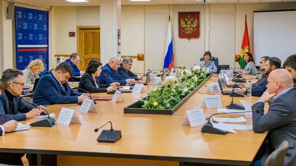 В Брянске выделят средства на строительство Дворца зимних видов спорта