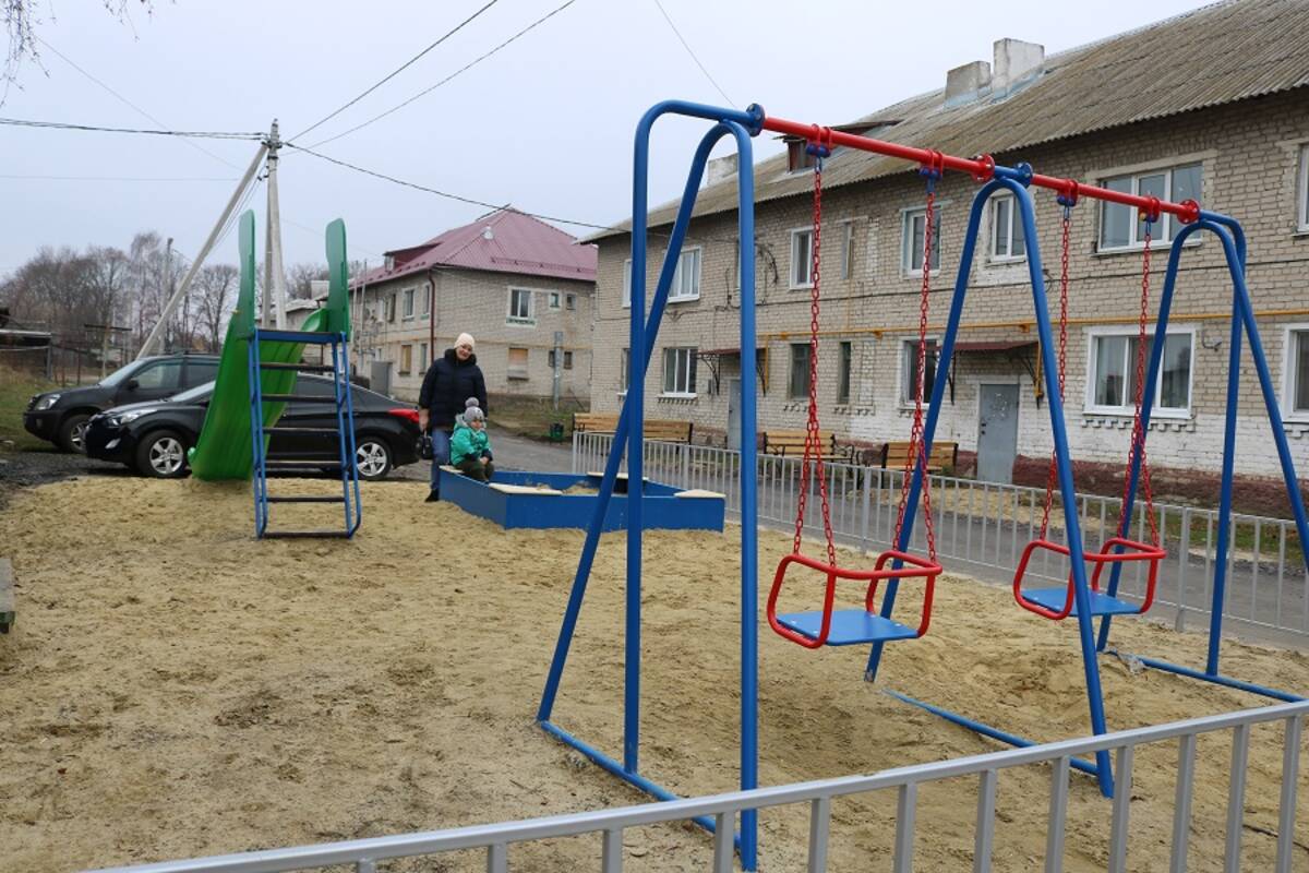 В Комаричах  Брянской области благоустроят две дворовые территории