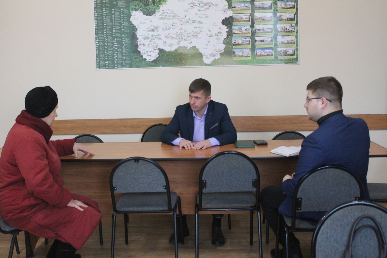 В Карачеве прошел личный приём исполняющего обязанности главы райадминистрации