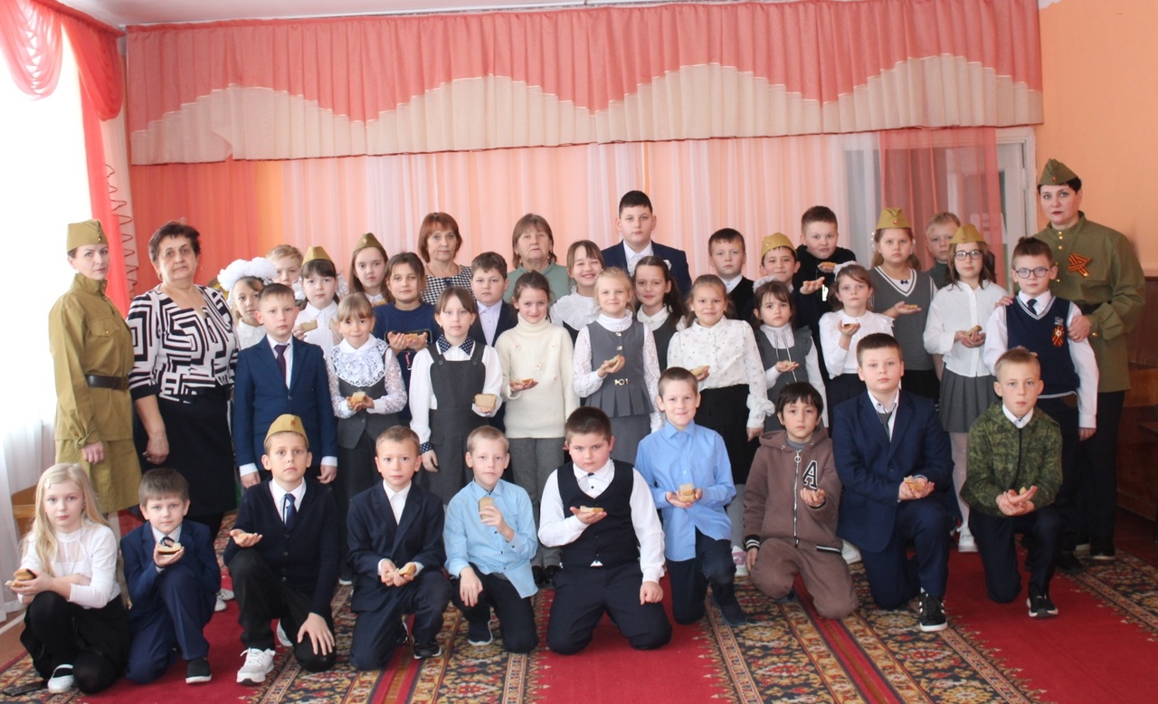 В Вельяминовской школе прошел литературно-патриотический час