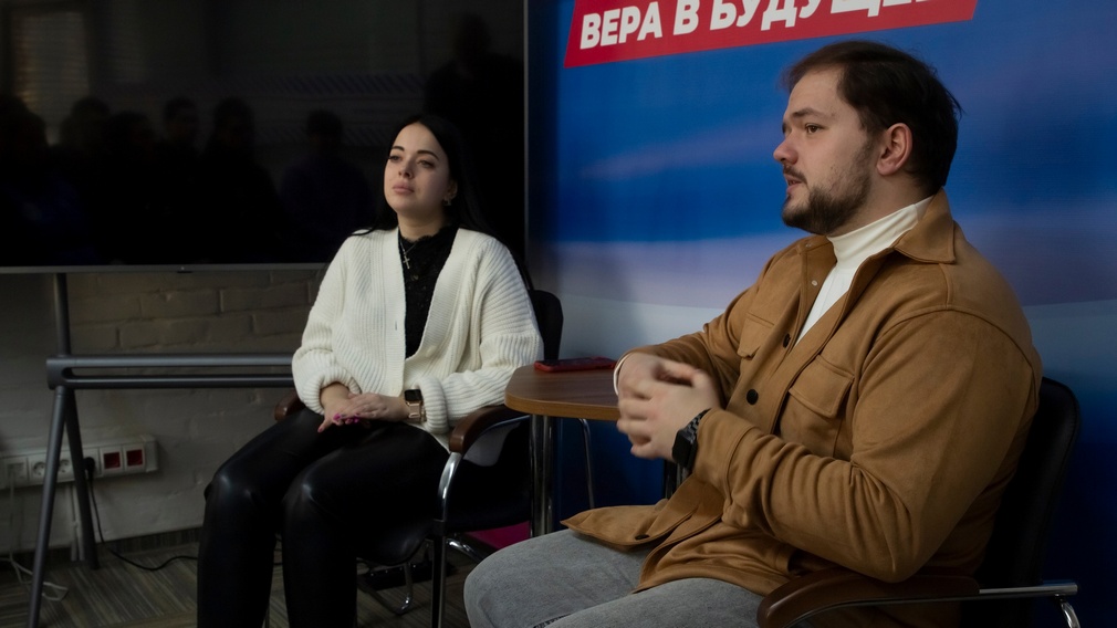 Брянская молодежь побеседовала с руководителем регионального штаба «Мы вместе»