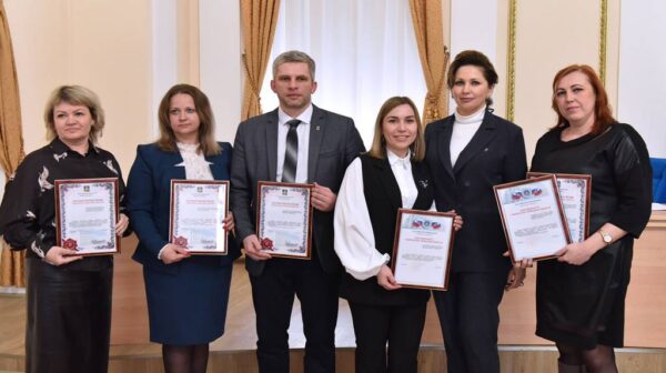 На Брянщине наградили  организации высокой социальной эффективности