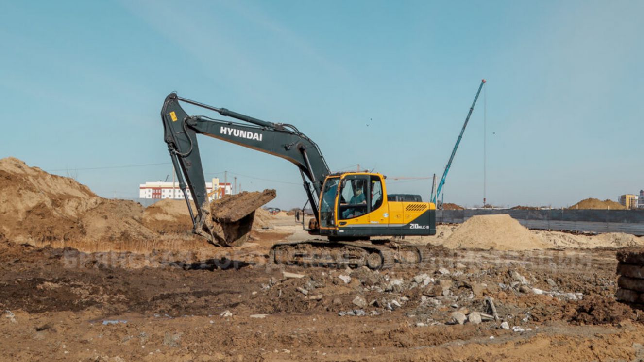 В Брянске строительство улицы имени Николая Амосова продолжается