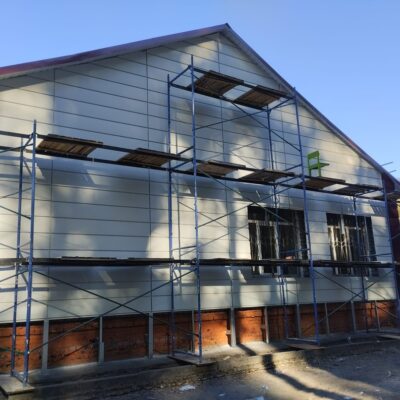 Продолжается капитальный ремонт Нетьинской школы