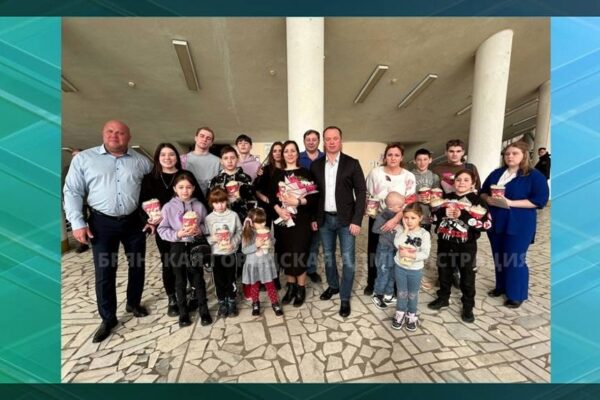 В Брянском государственном цирке состоялась акция «Счастливая мама»