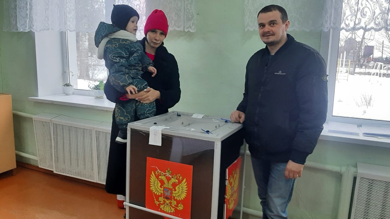 Карачевские семьи вносят свой вклад в будущее страны