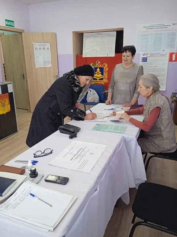 Старейшая жительница Карачевского района проголосовала на выборах Президента России