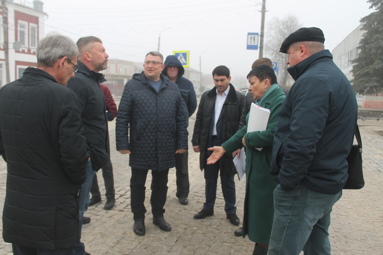 Центральная площадь Карачева — в центре внимания
