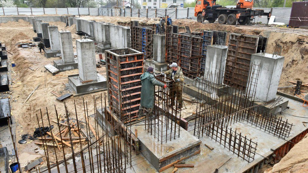 В Брянской области продолжается строительство спортобъектов