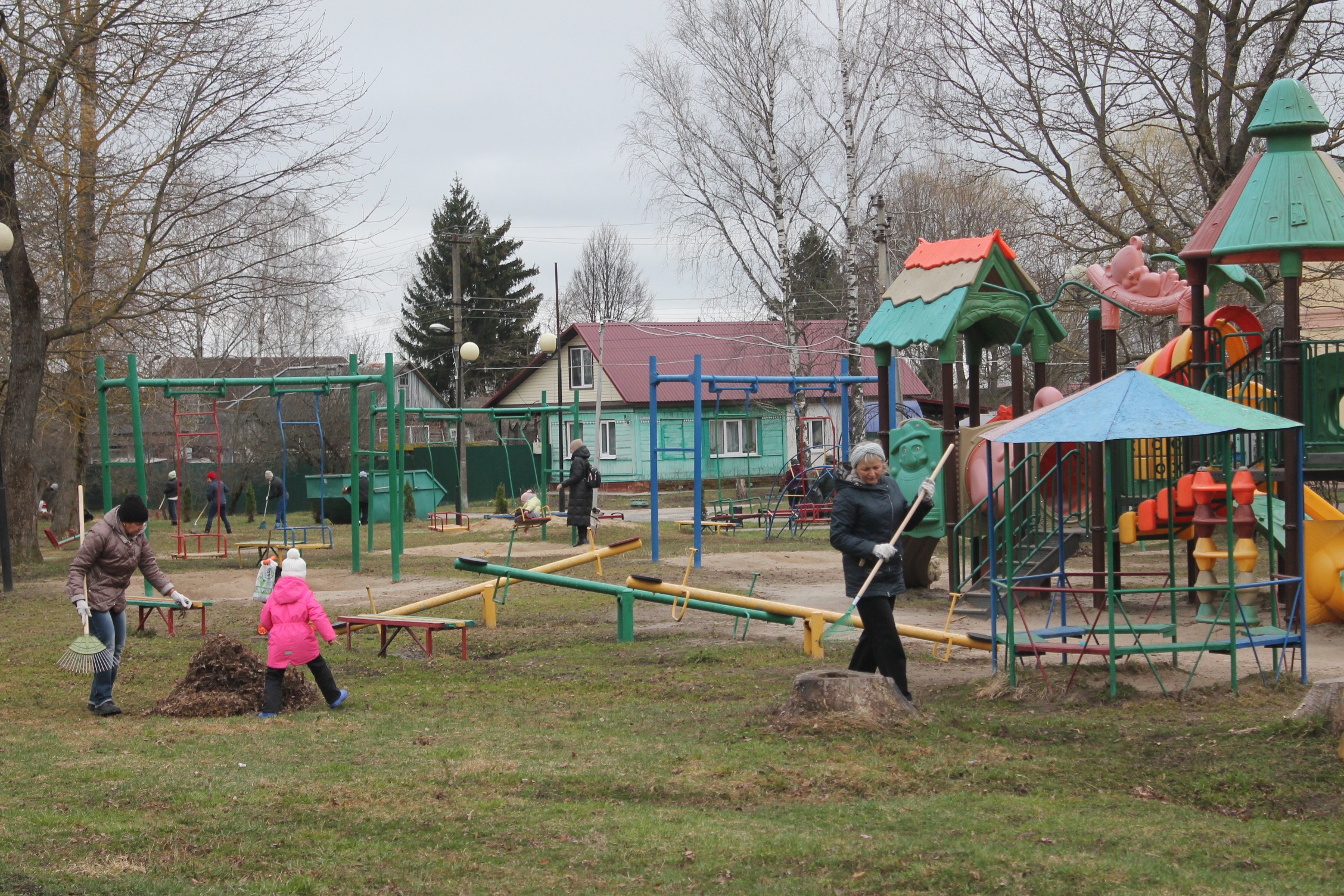 В Карачеве стартовал месячник по благоустройству, экологии, озеленению и повышению санитарной культуры