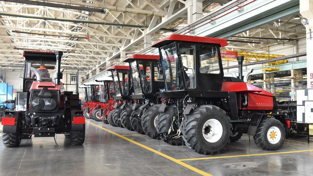 В Брянской области увеличиваются объемы промышленного и сельхозпроизводства