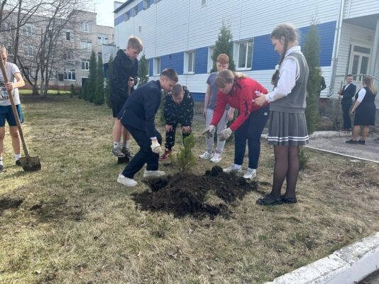 В брянской Добруни прошла акция «Сад памяти»