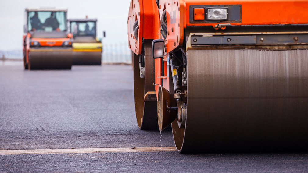 В Фокинском районе Брянска капитально отремонтируют дорогу по улице Чехова