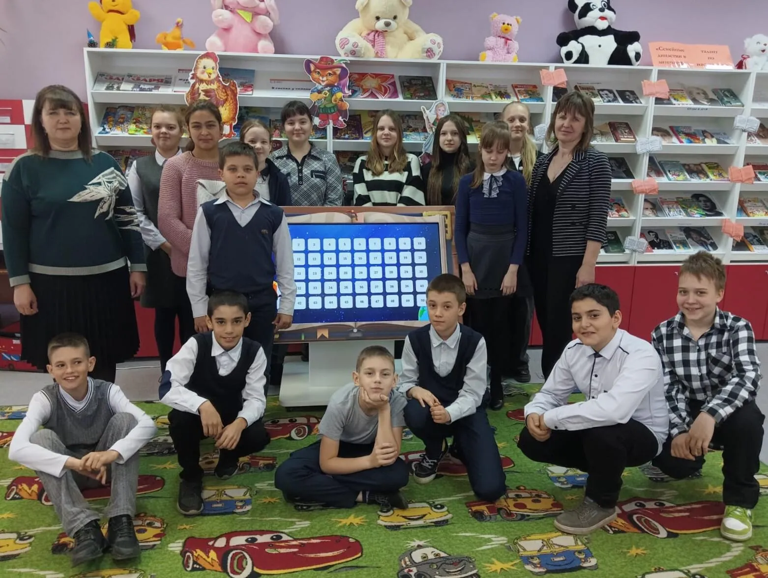 В районной Карачевской библиотеке прошла интеллектуальная игра «Полёт к неизведанному»