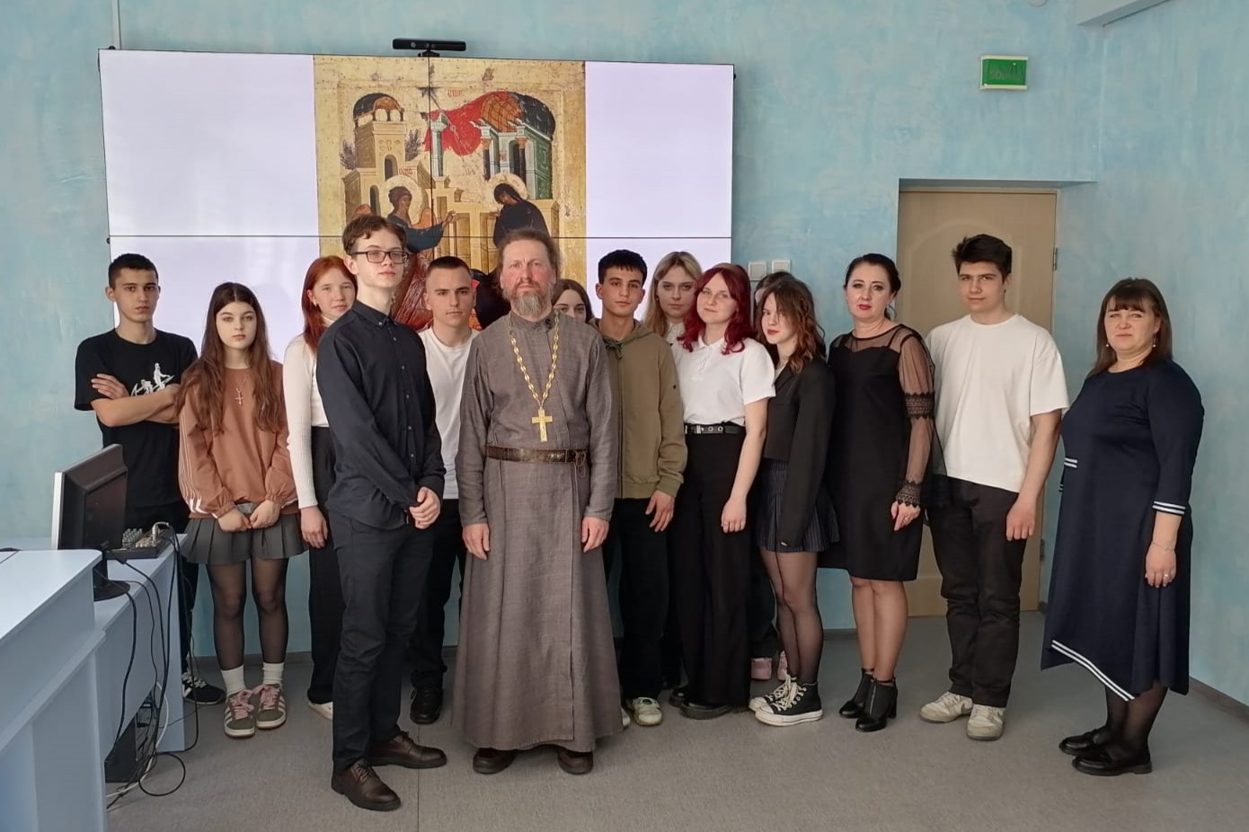 В Карачевской районной библиотеке прошла  православная беседа