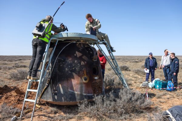 Уроженец  из брянской Навли вошел в команду, которая встречала  аппарат «Союз МС-24»
