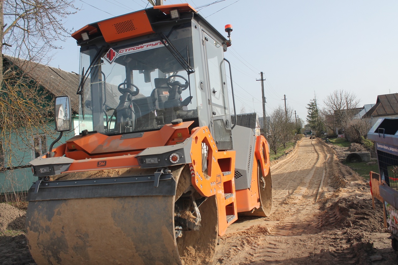В Карачеве продолжается ремонт дорог