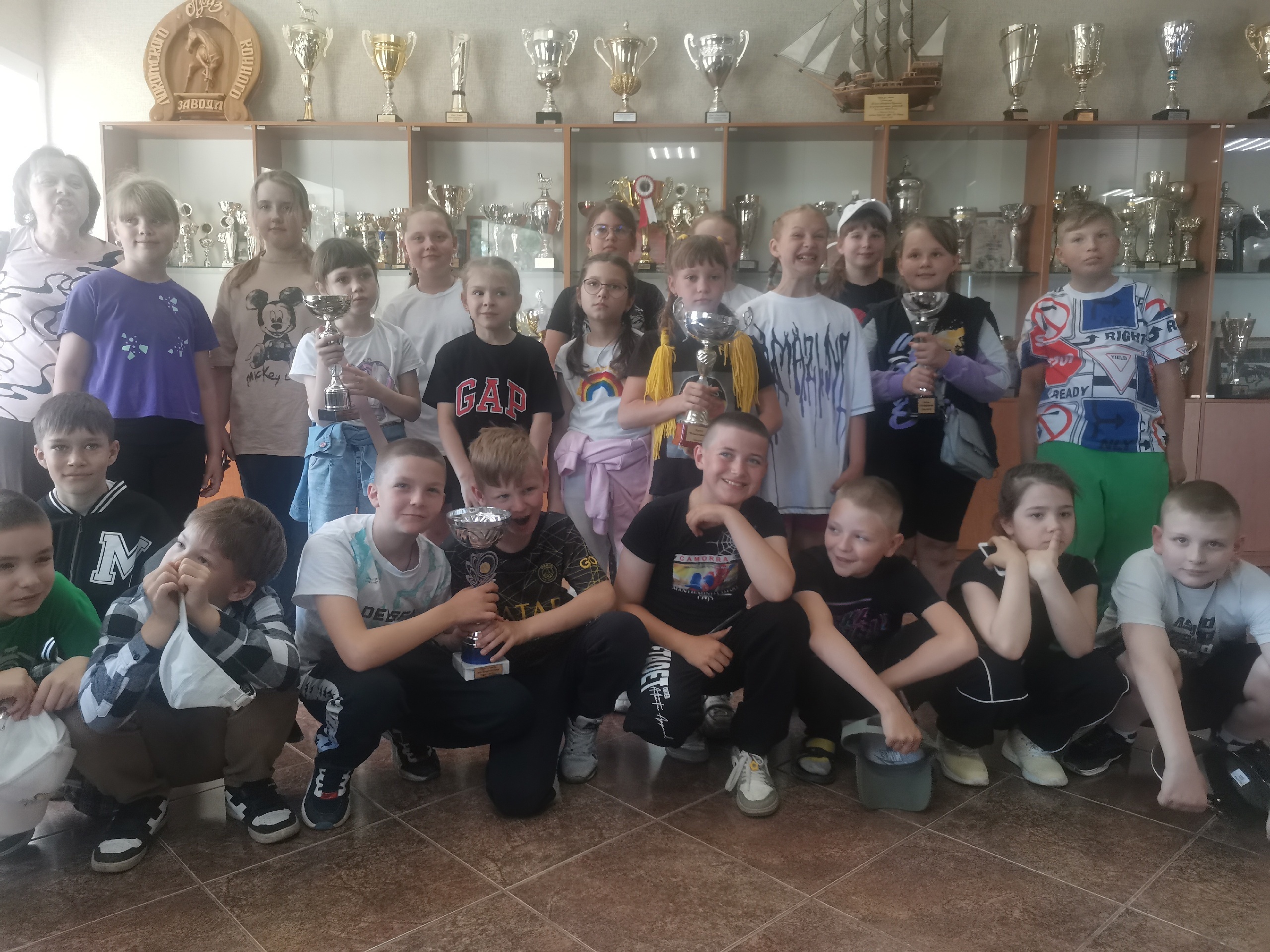 Карачевские школьники побывали на Локотском конезаводе