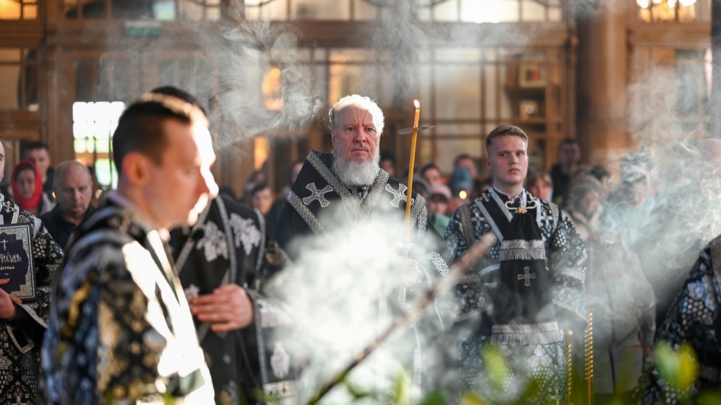 Брянский митрополит Александр совершил утреню в кафедральном соборе