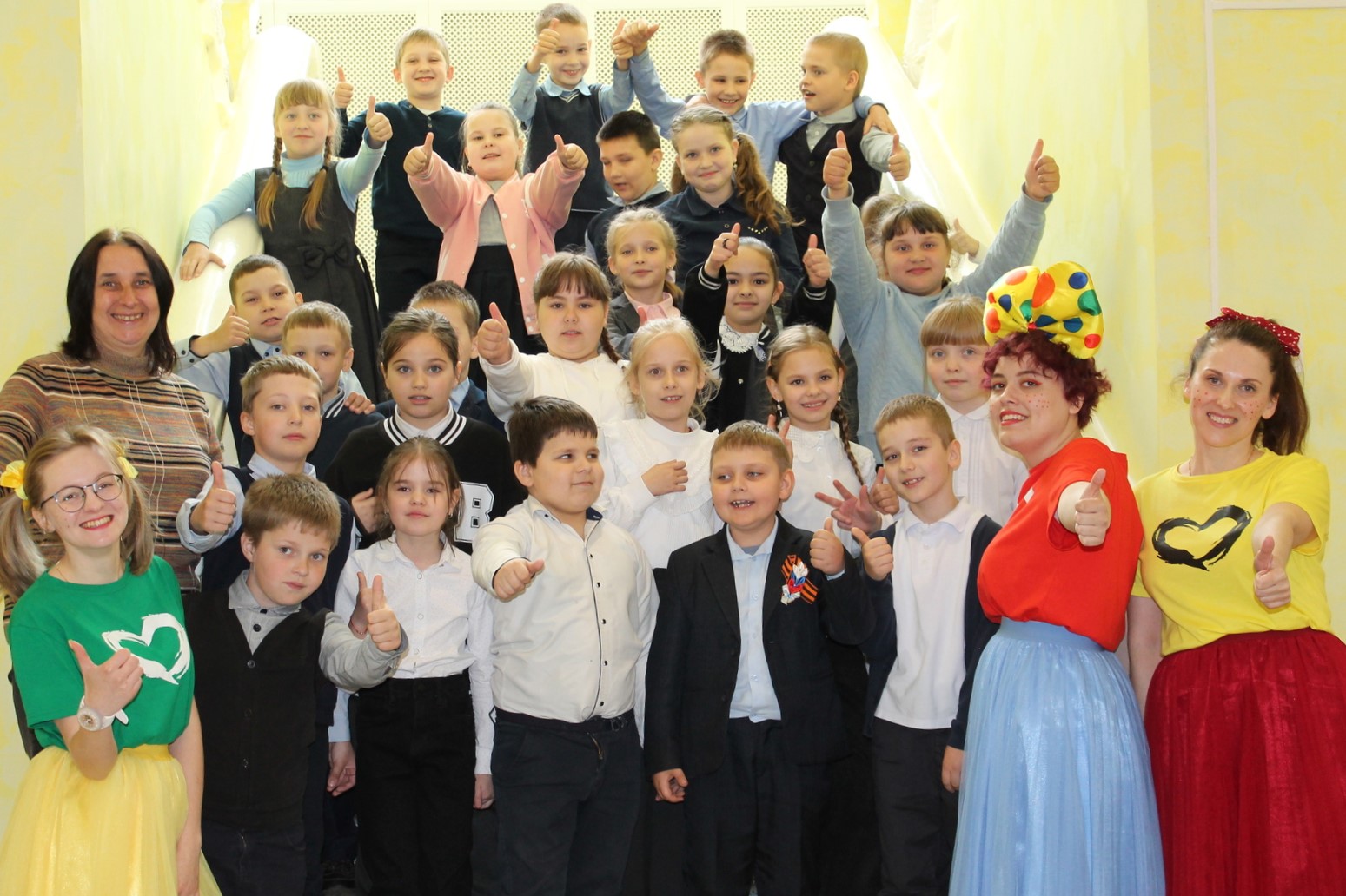 В Карачевской районной библиотеке прошло игровое мероприятие «Круг семейной радости»