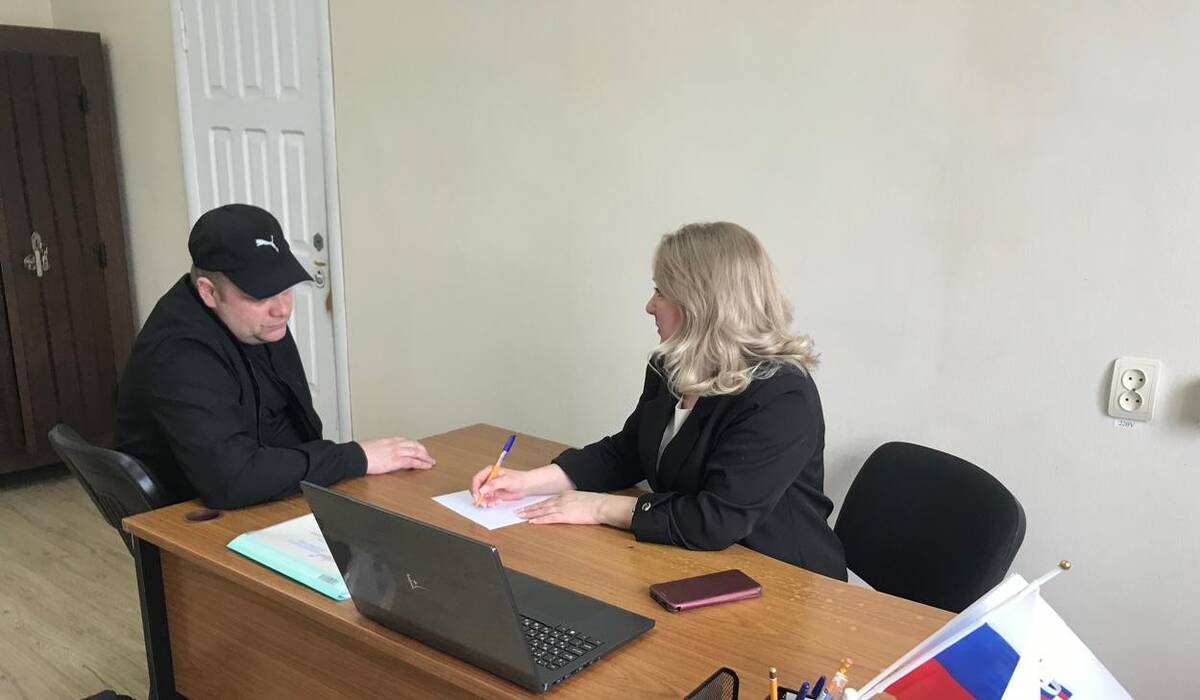 Социальный координатор участнику СВО из Клинцов помогла оформить выплаты