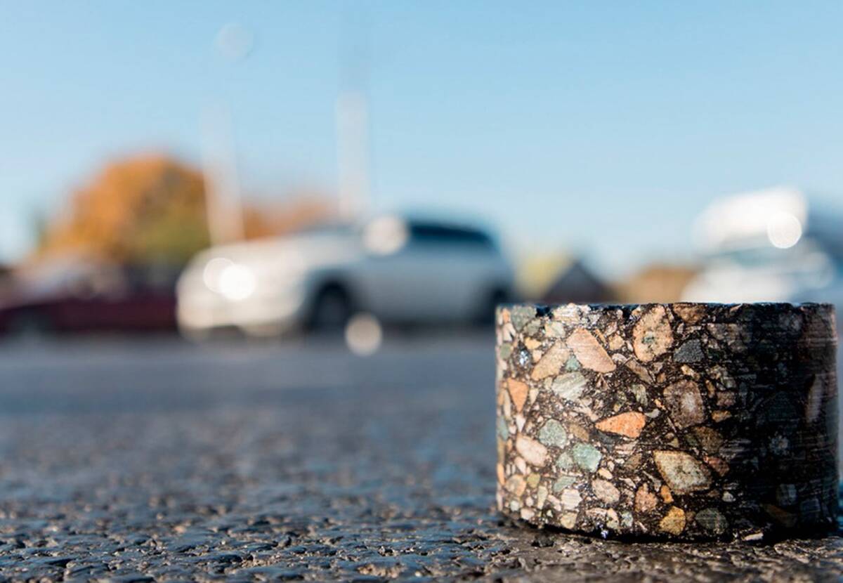 На брянщине в поселке Климово отремонтируют автодорогу на Октябрьской