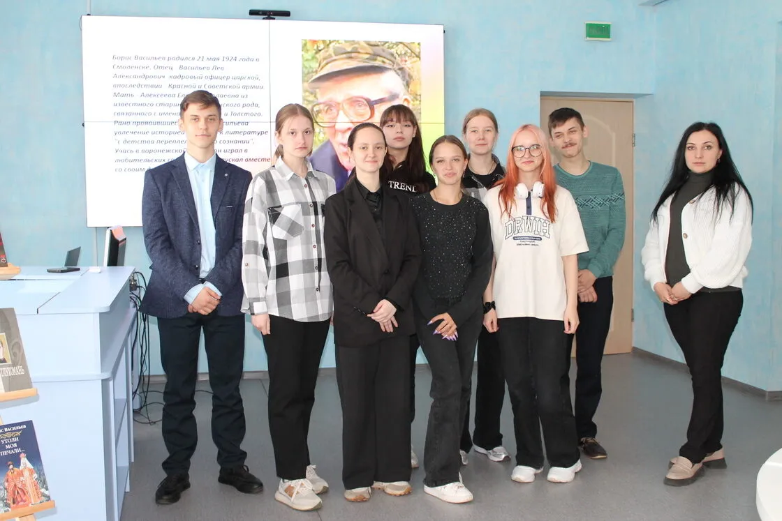 «Офицер русской литературы» — так называлось мероприятие, которое прошло в Карачевской районной библиотеке