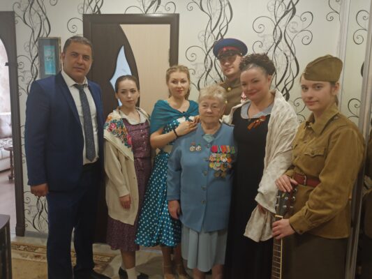 Брянске поздравили ветерана Великой Отечественной войны Розу Галимовну Головкову