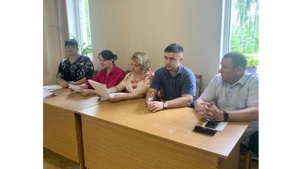 Трое жителей брянского Стародуба благодаря соцконтракту откроют собственное дело