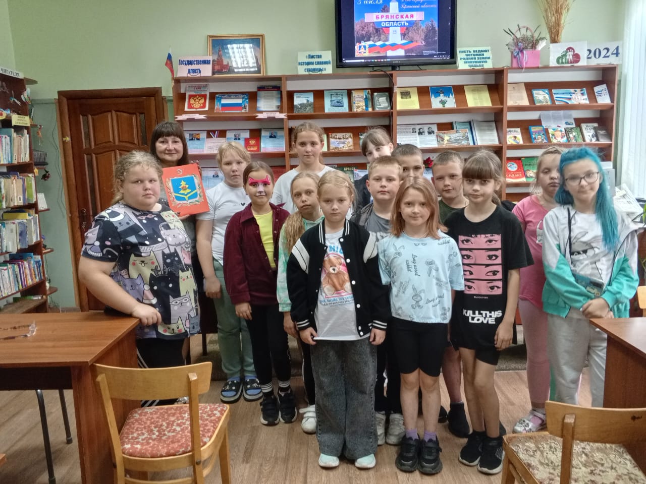 В Первомайской сельской библиотеке прошел день краеведения «Край партизанской славы»