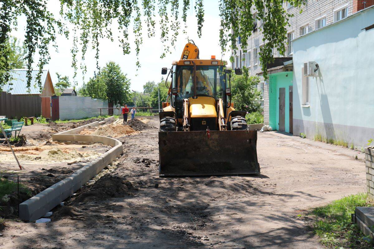 В брянском Стародубе ведутся работы по благоустройству