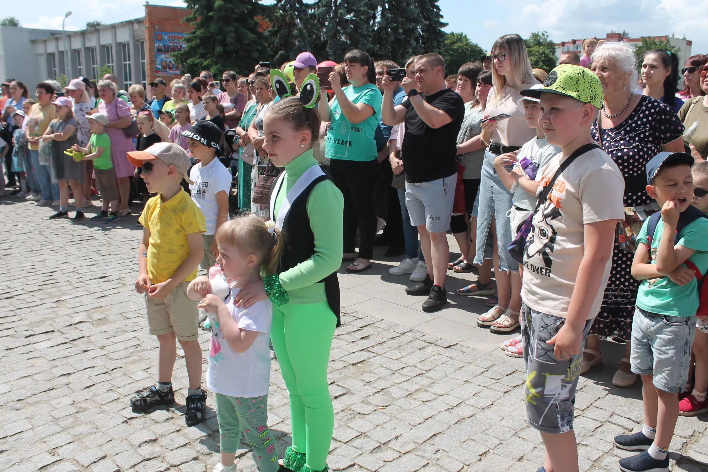 В Карачеве прошел детский праздник «Солнечное детство»