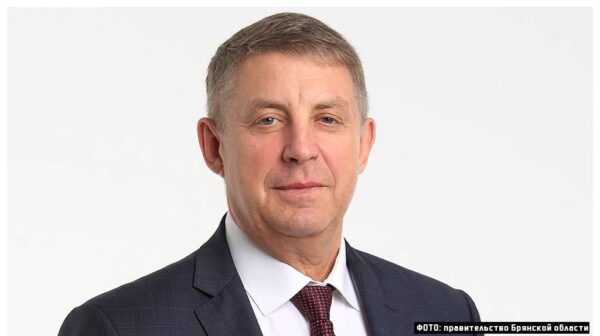 Моряков и ветеранов ВМФ поздравил губернатор Брянского региона Александр Богомаз