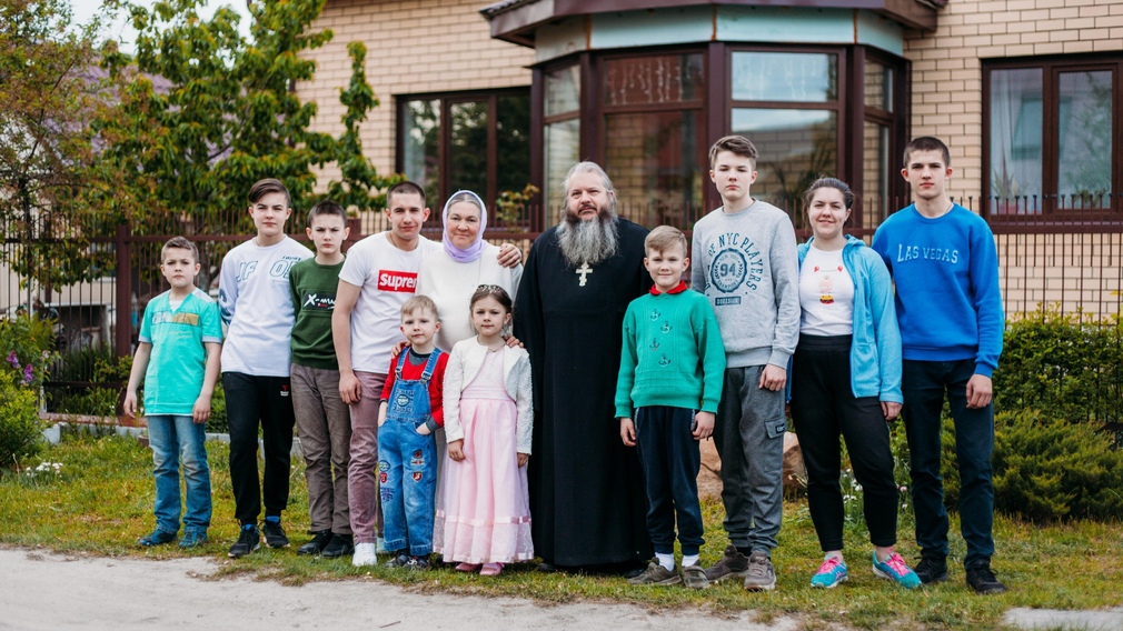 Брянская семья Ляпченковых победила в конкурсе «Семья Года»