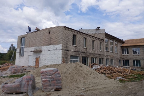 В брянской Клетне проходит капитальный ремонт первой школы