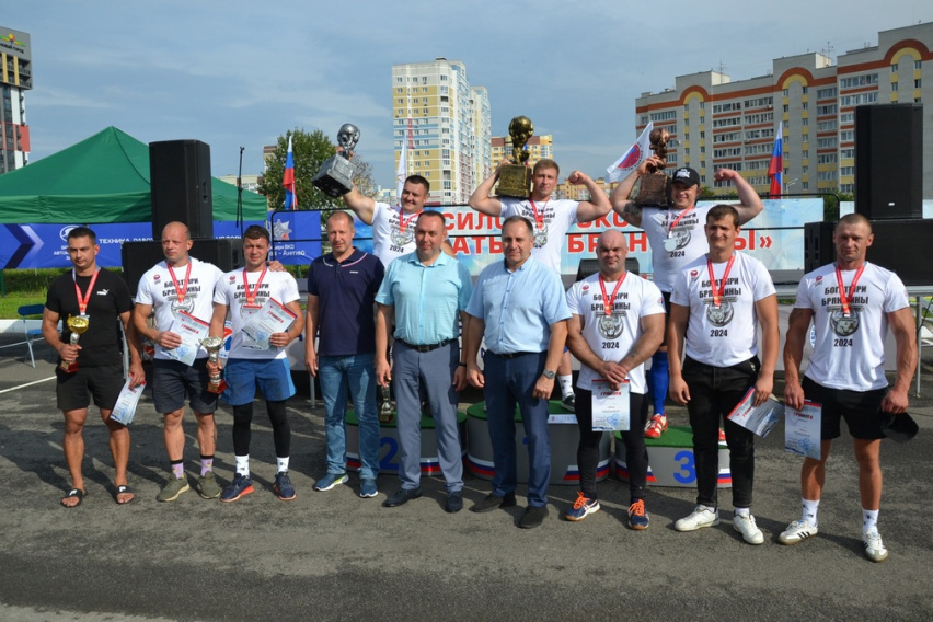 Владлен Валяев занял первое место на турнире «Богатыри Брянщины»