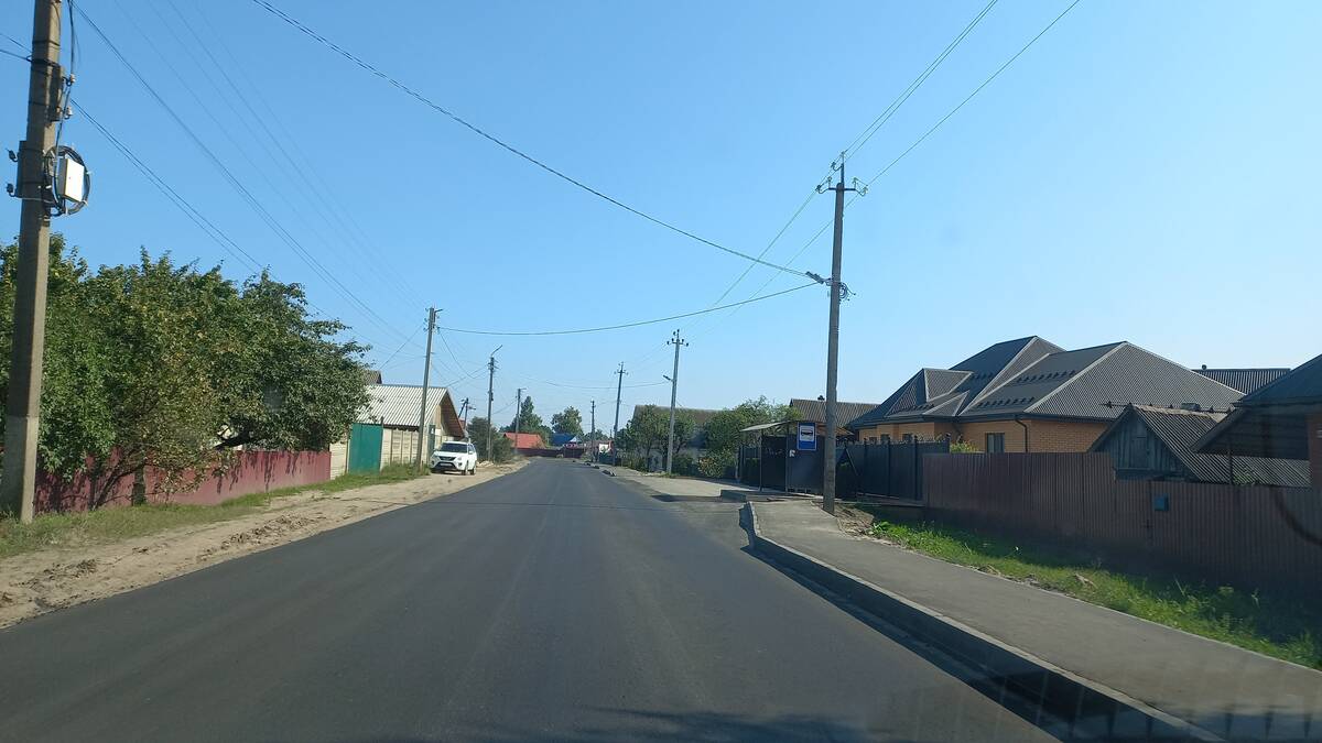 В брянской  Жуковке завершается капремонт улицы Учительской