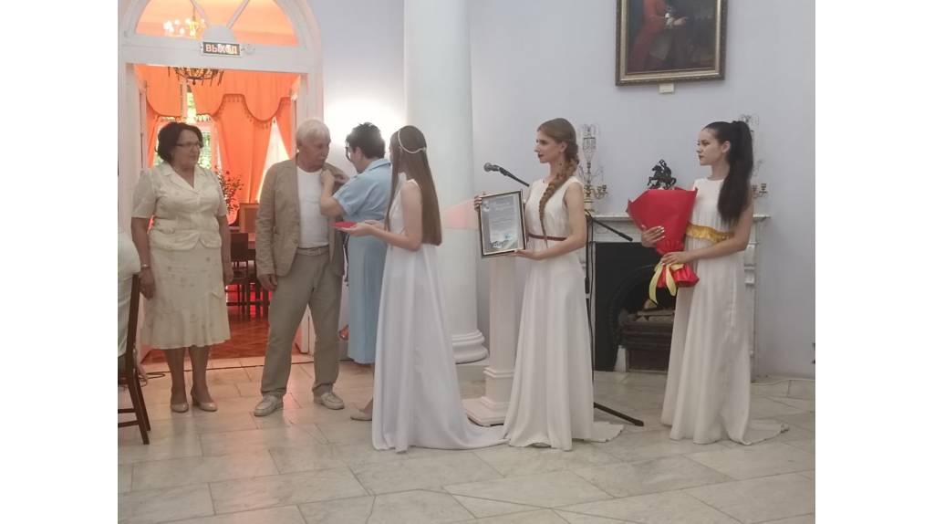 В Брянской области лауреатам вручили премии «Серебряная лира»