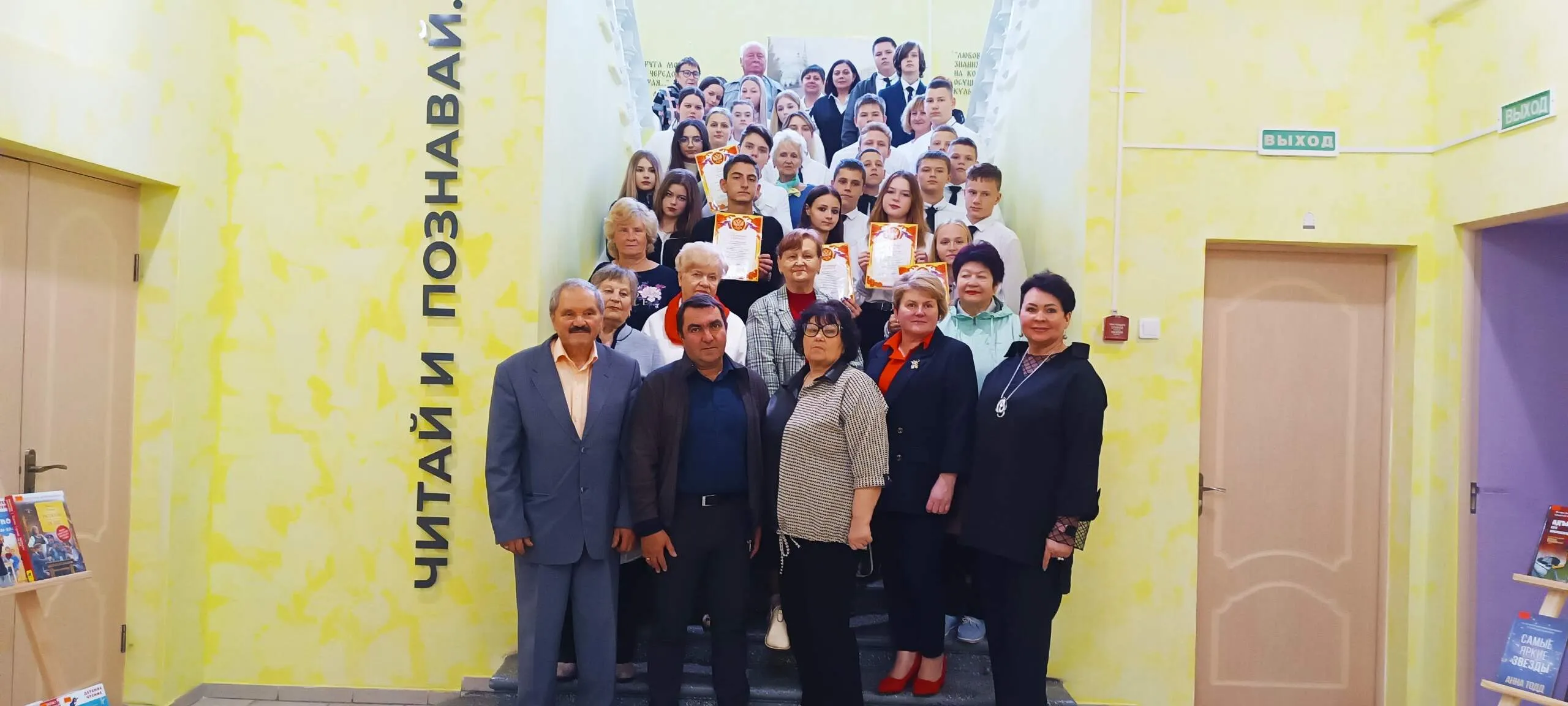   В Карачевской районной библиотеке прошел литературный вечер, посвященный памяти поэта А.Г.Мехедова