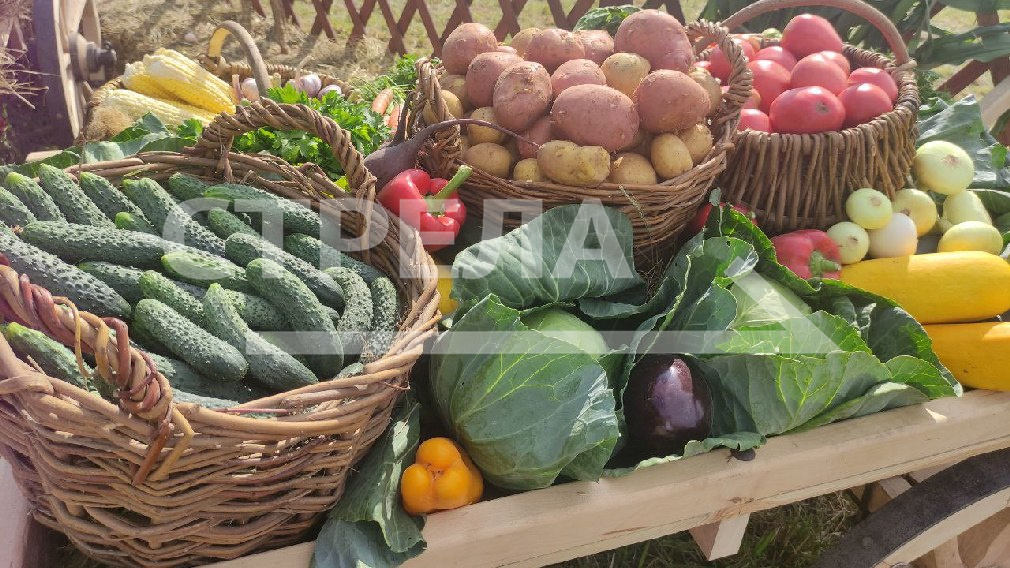 В Брянске продолжают работать ярмарки выходного дня