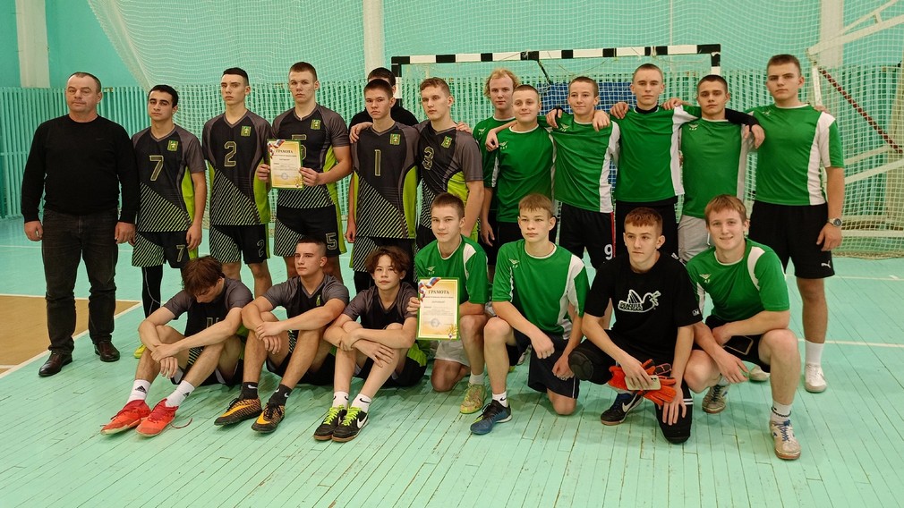 Брасовские футболисты стали победителями зональных соревнований