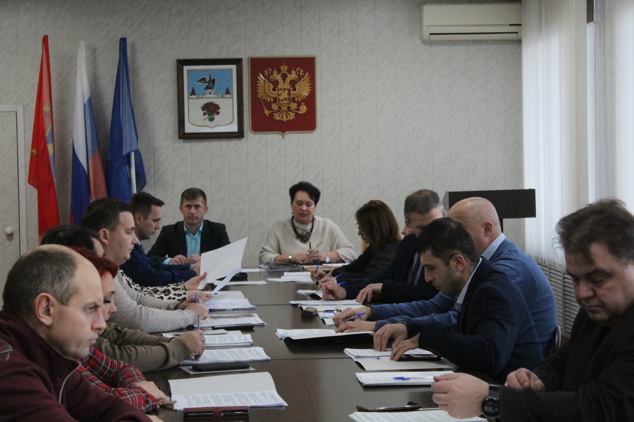 В Карачеве прошло третье заседание горсовета