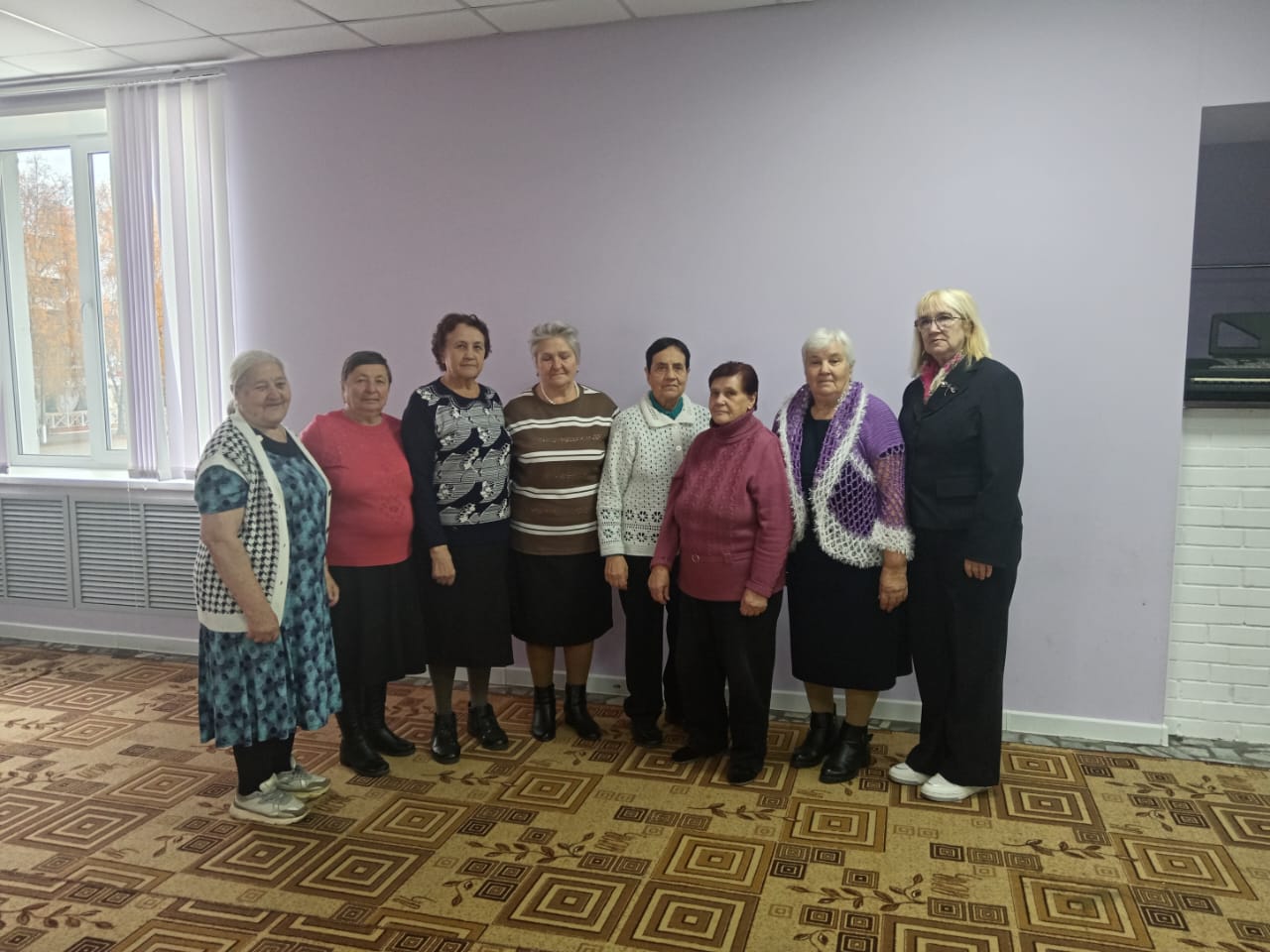 В Карачевском районе активно работает клуб пожилых людей «Калинка»