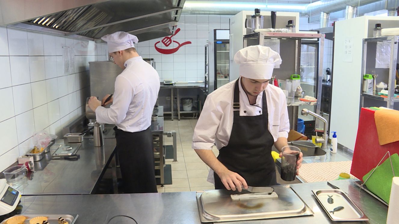 В Брянске Международный конкурс поваров прошел